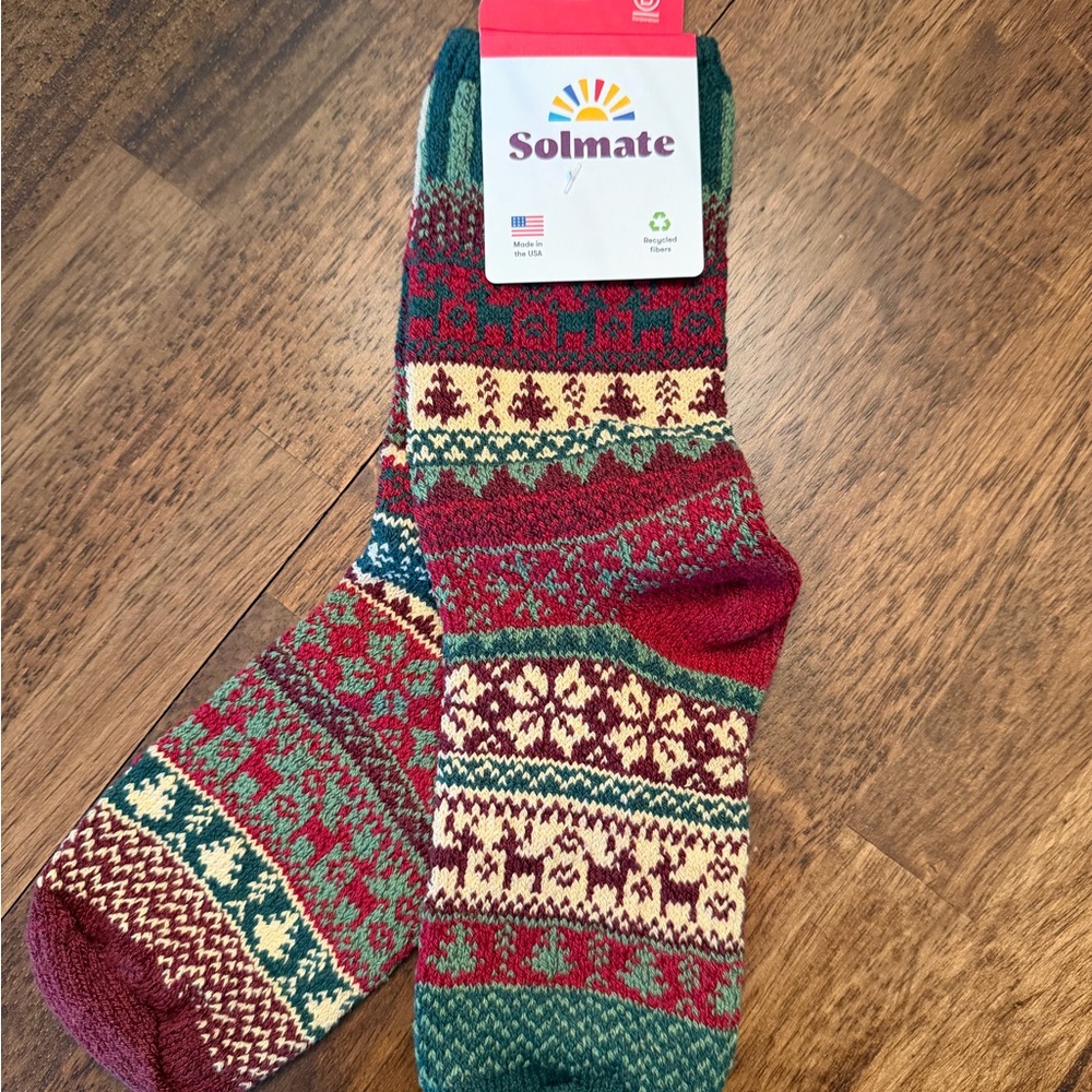 Medium Solmate Socks, Christmas Multicolor Patterned Socks